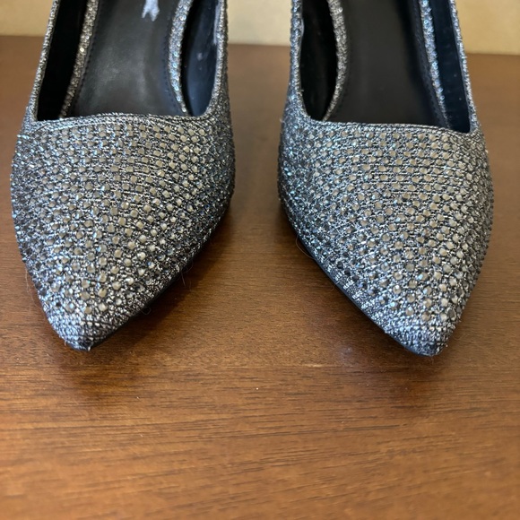 Size 7.5 Michael Kors Silver Alina Flex Crystal Embellishment Pumps, Rhinestone - Picture 7 of 17